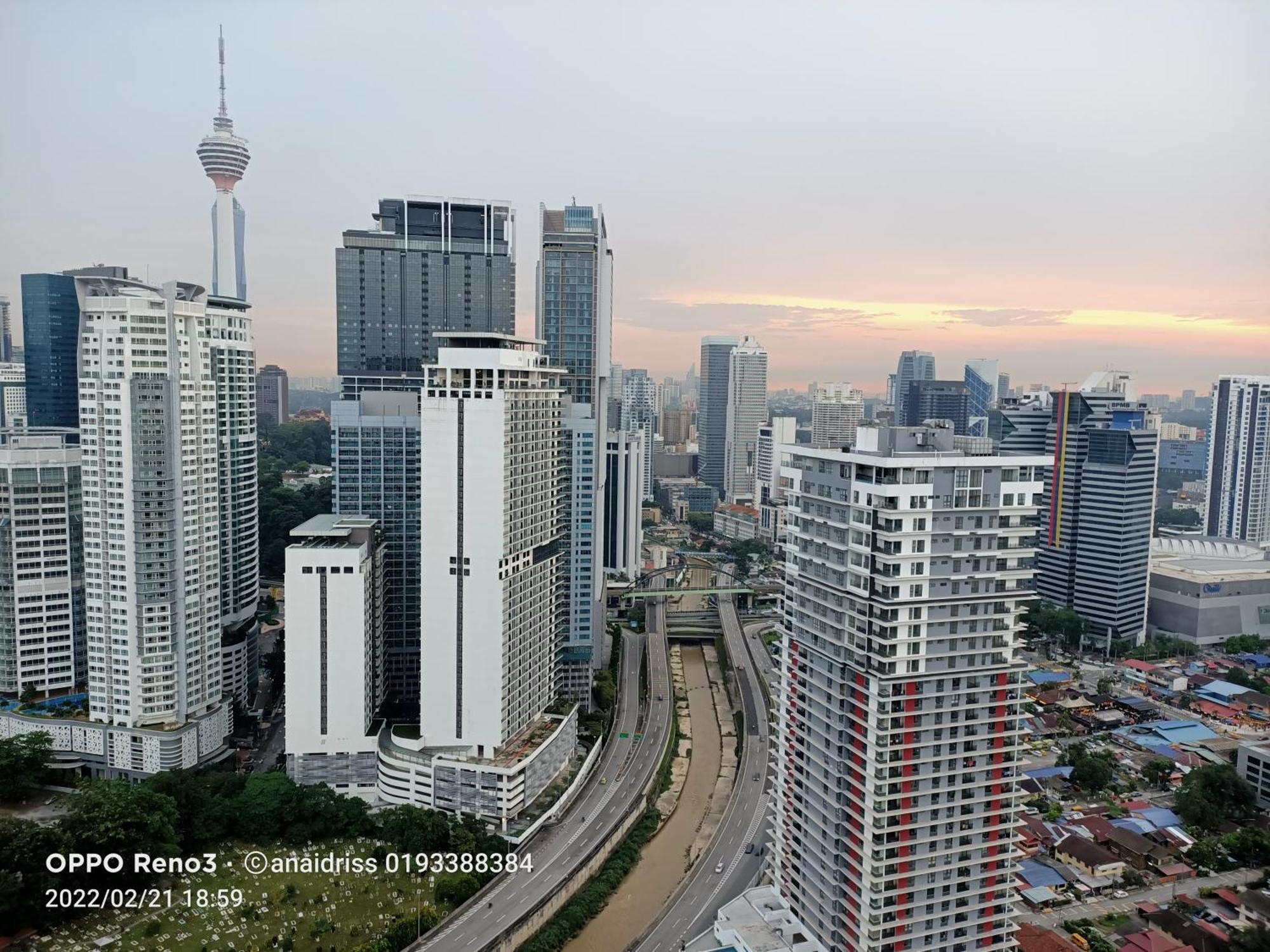 Legasi Kampung Baru Guest House By Rumahrehat Куала-Лумпур Екстер'єр фото